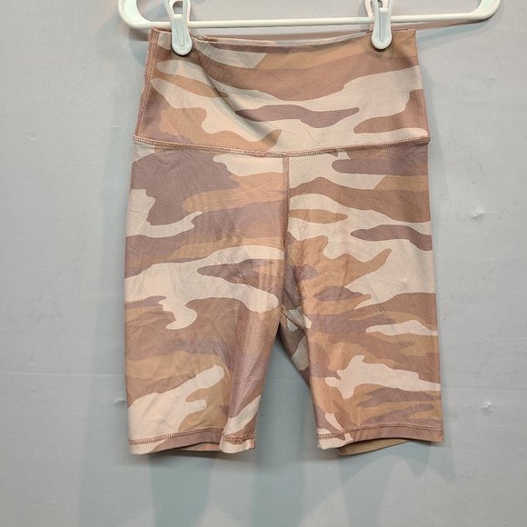 aerie Pants - Aerie Camo Biker Shorts Womens Medium High Rise Tan